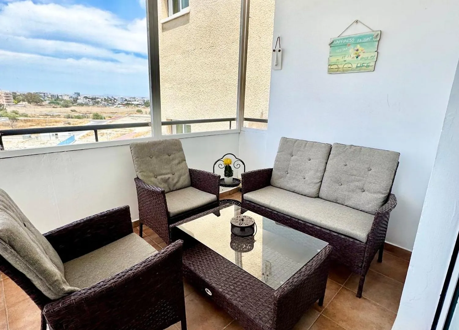 Stay Sea And Salt Lake Panoramic View Apt Λάρνακα