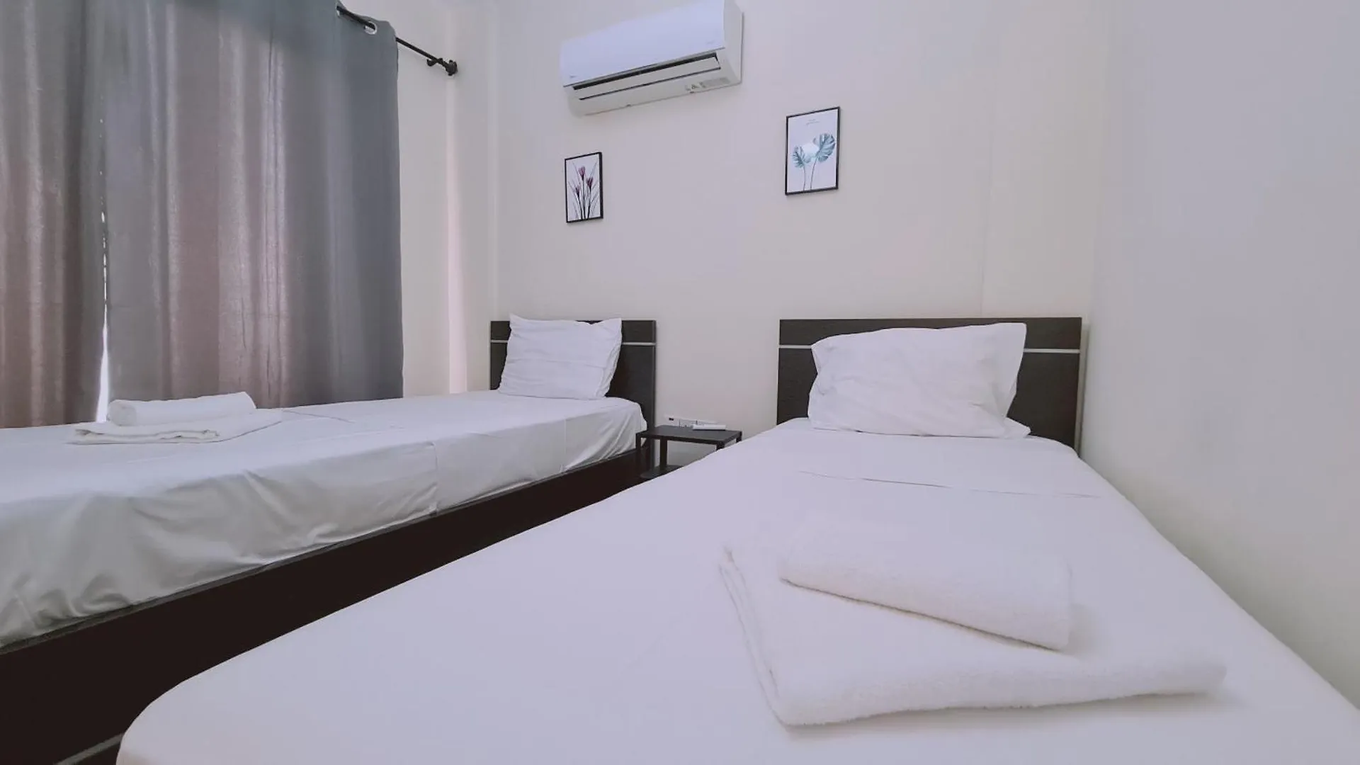 Stay Sea And Salt Lake Panoramic View Apt Larnaca Apartment