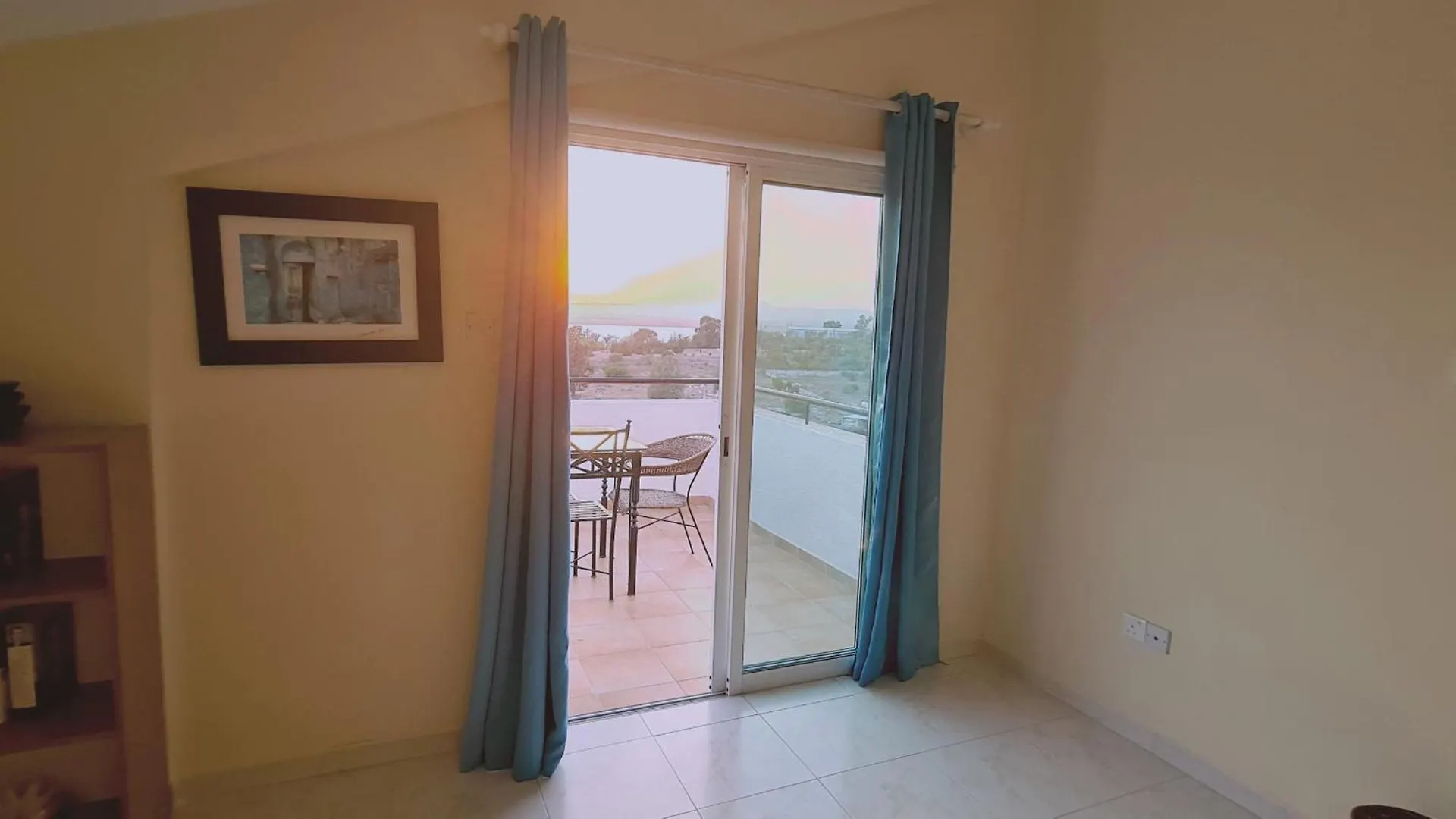 Apartment Stay Sea And Salt Lake Panoramic View Apt Larnaca