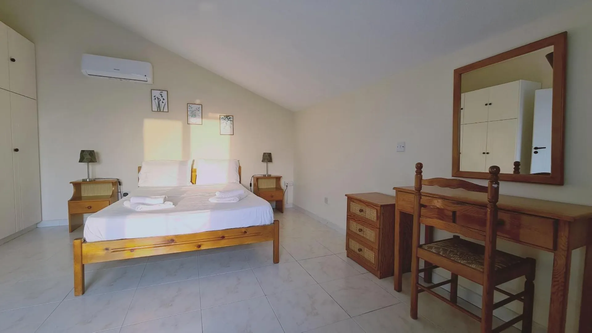 Stay Sea And Salt Lake Panoramic View Apt Larnaca 0*,  Cyprus